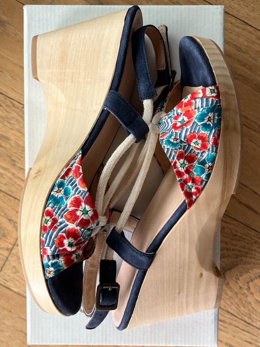 Sessùn Tonic Sun Floral Print Platform Wooden Wedge Size 39/ US 8 NIB